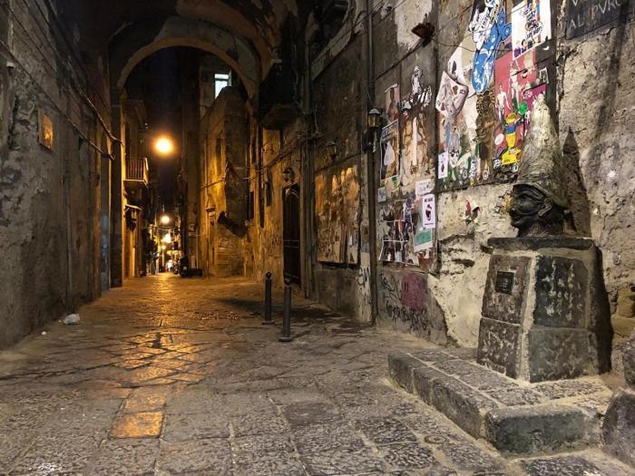 Luxury Room Al Cristo Velato Napoli Eksteriør bilde