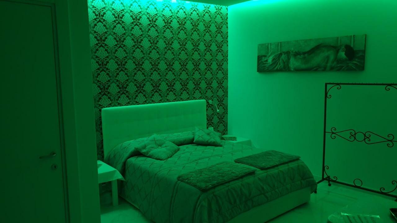 Luxury Room Al Cristo Velato Napoli Eksteriør bilde